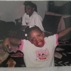 Meet your Posher, Chanel